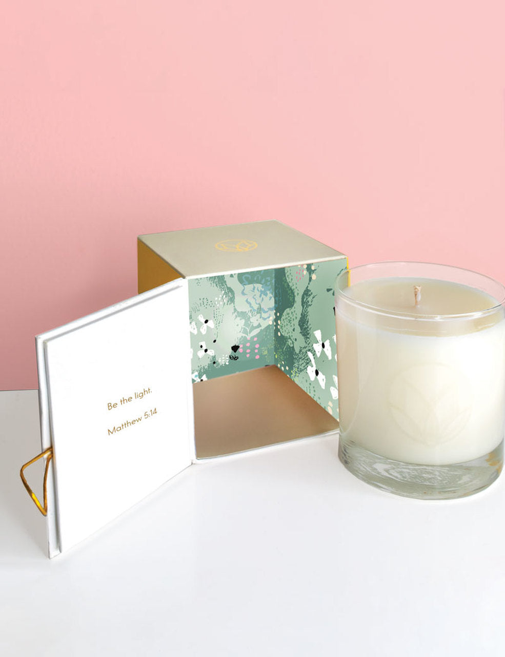 MUSEE:  CAMELLIA AND LOTUS SOY CANDLE